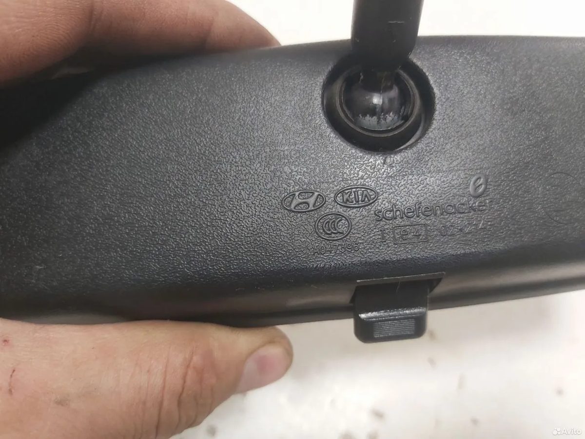 Зеркало салона Hyundai IX35 — фото 3