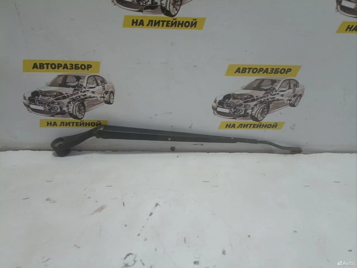 Поводок дворника левый Kia Rio 2