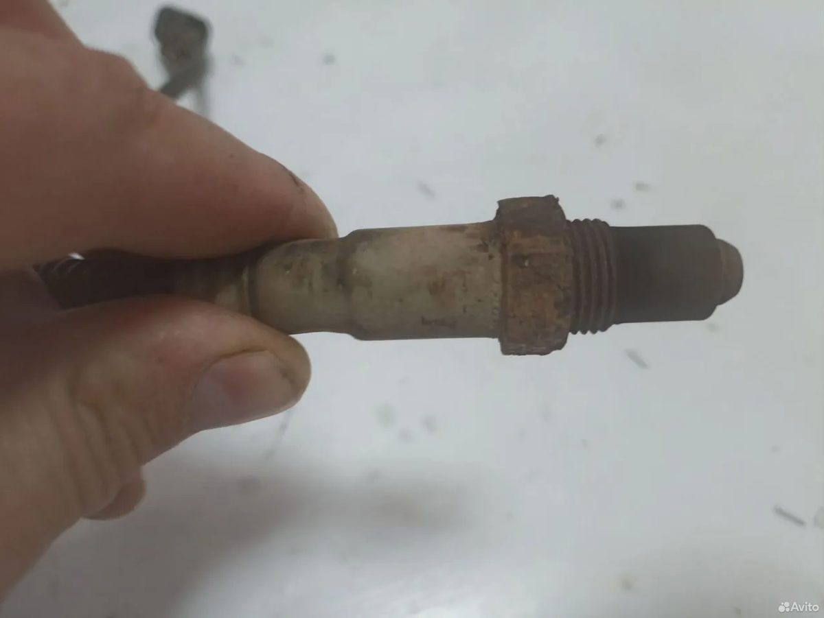 Лямбда зонд нижний G4EE Kia Rio 2 — фото 2