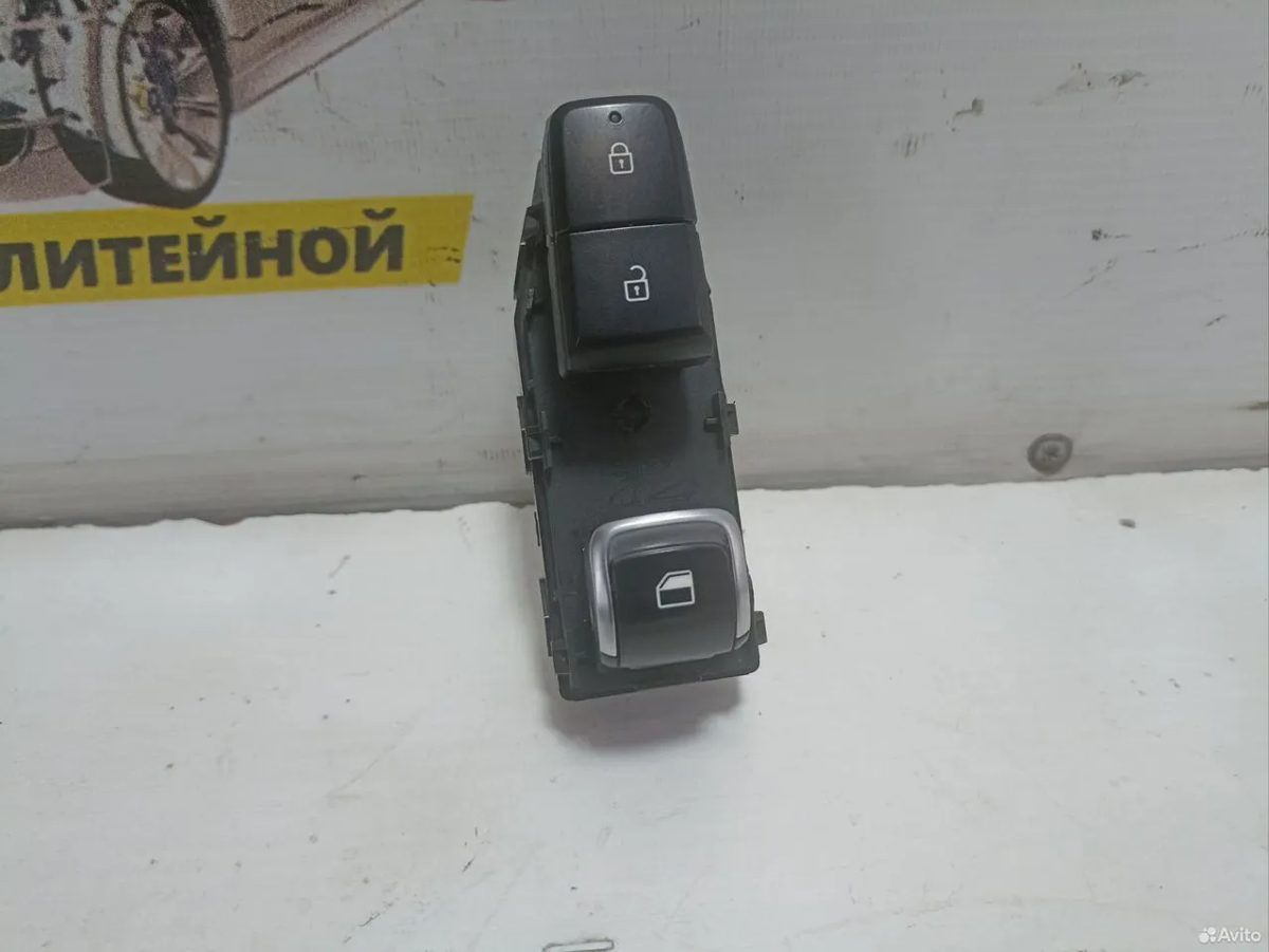 Кнопка стеклоподъемника перед правая Kia K5