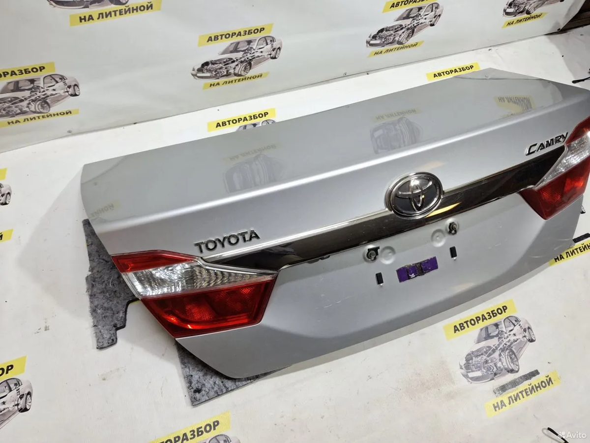 Крышка багажника Toyota Camry XV50 — фото 4
