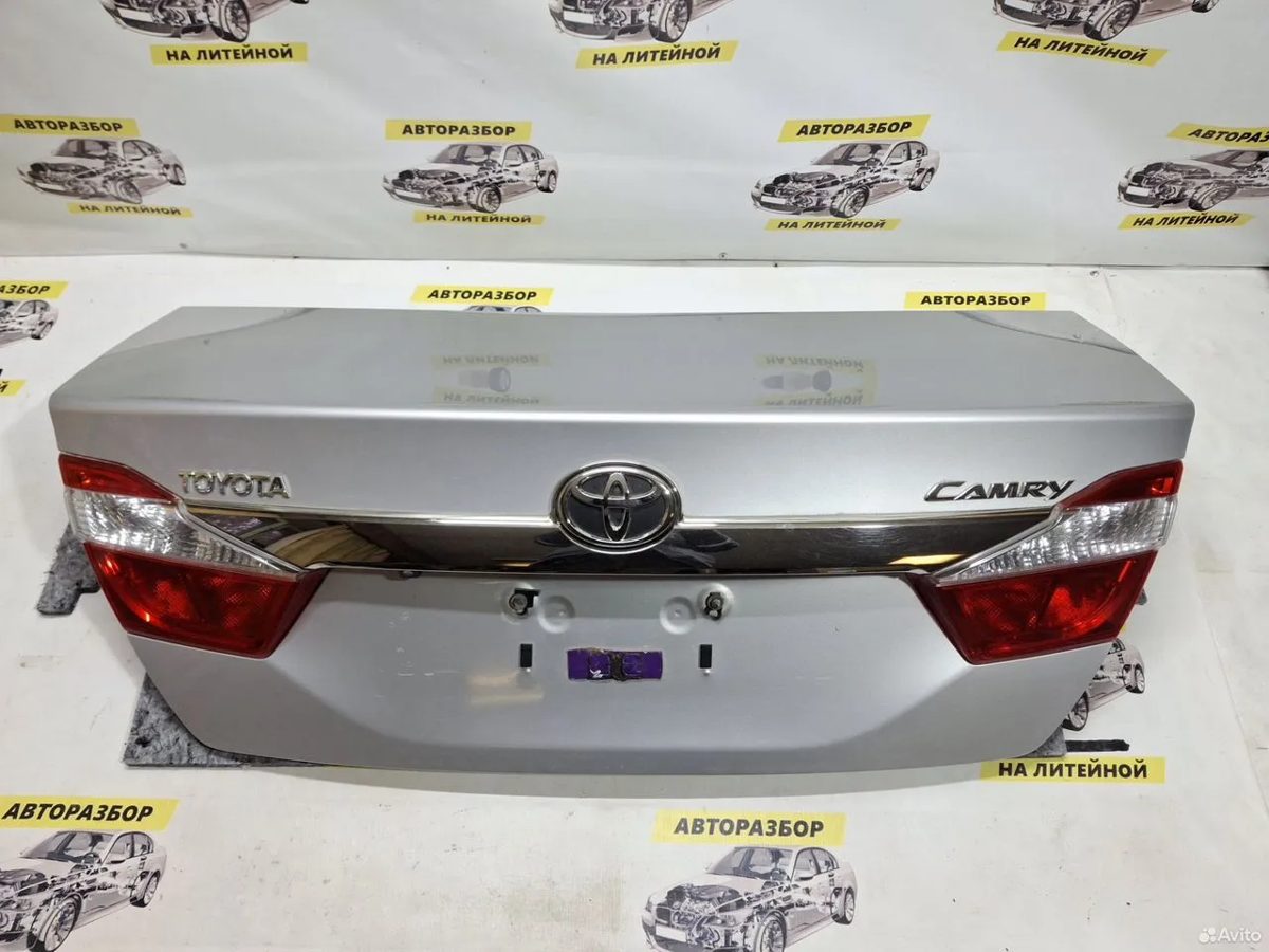 Крышка багажника Toyota Camry XV50 — фото 5