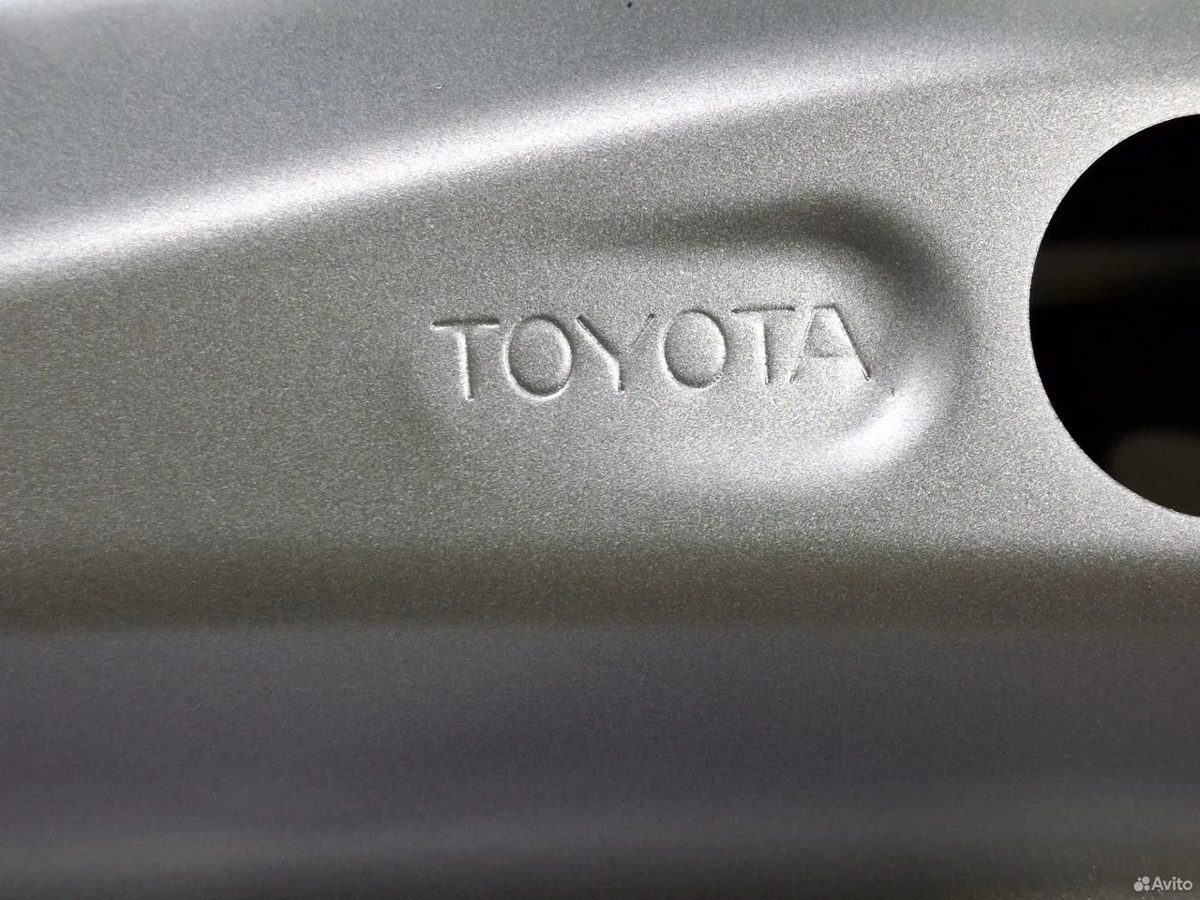 Крышка багажника Toyota Camry XV50 — фото 9
