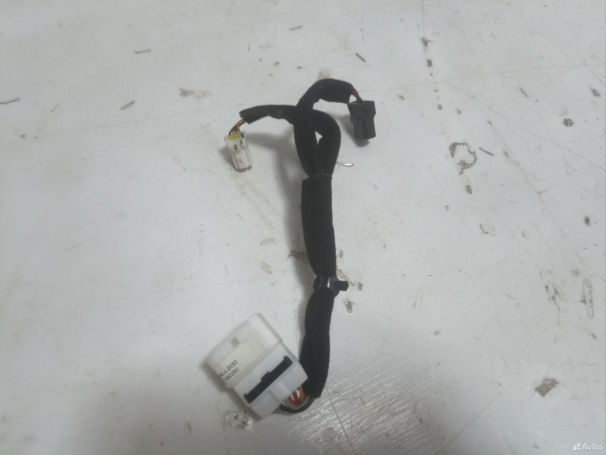Проводка консоли Kia K5 DL3