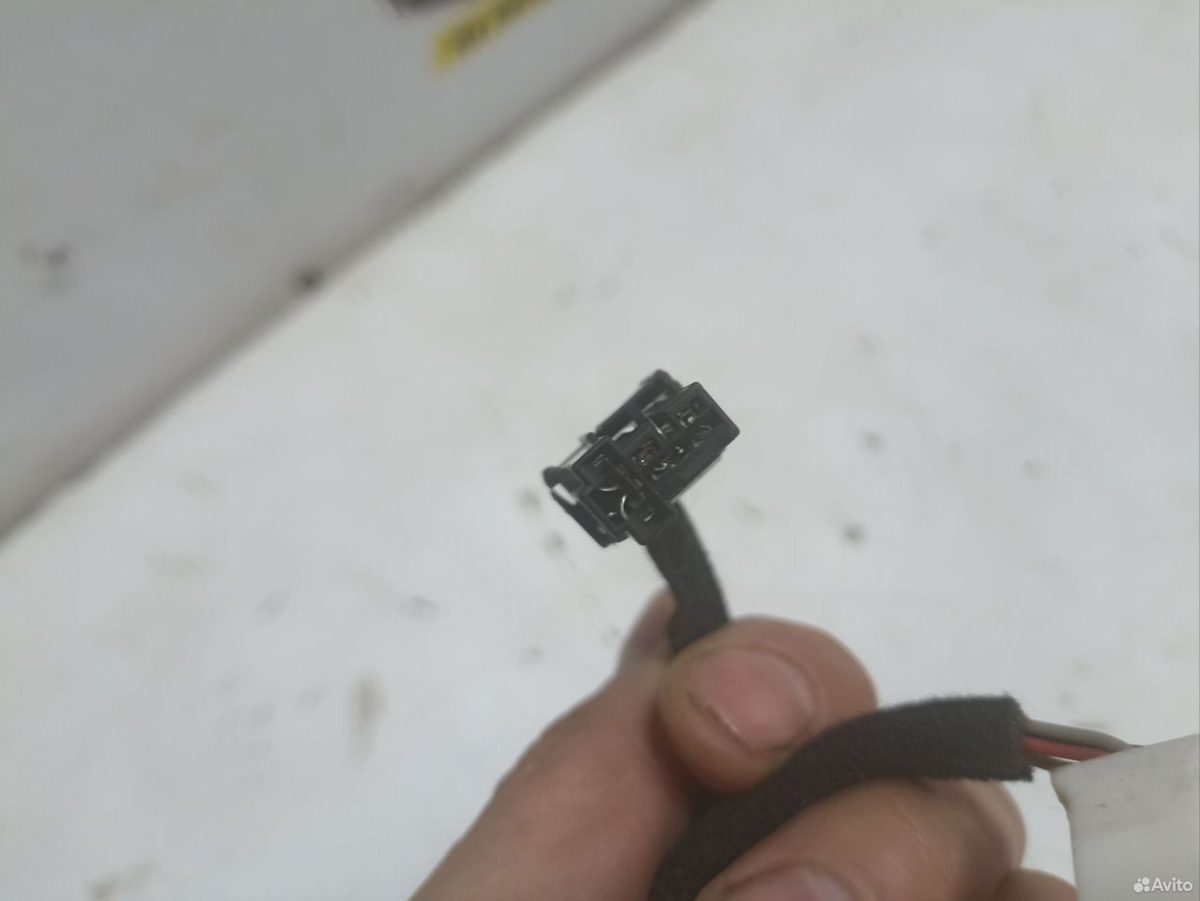 Проводка консоли Kia K5 DL3 — фото 2