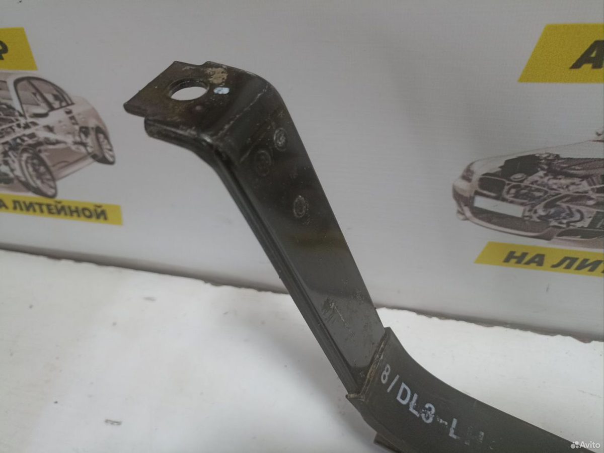 Хомут бака левый Kia K5 DL3 — фото 4