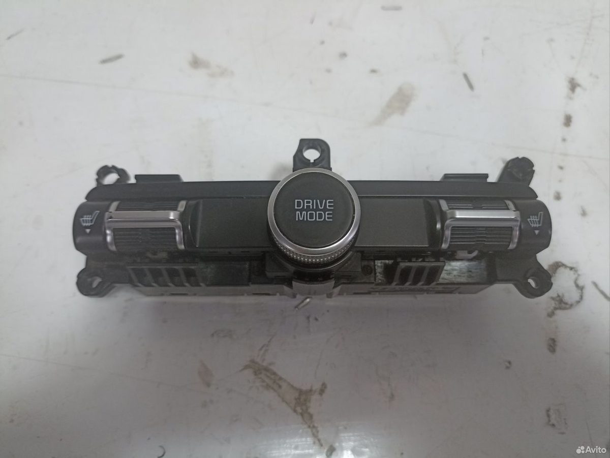 Блок кнопок Kia K5 DL3