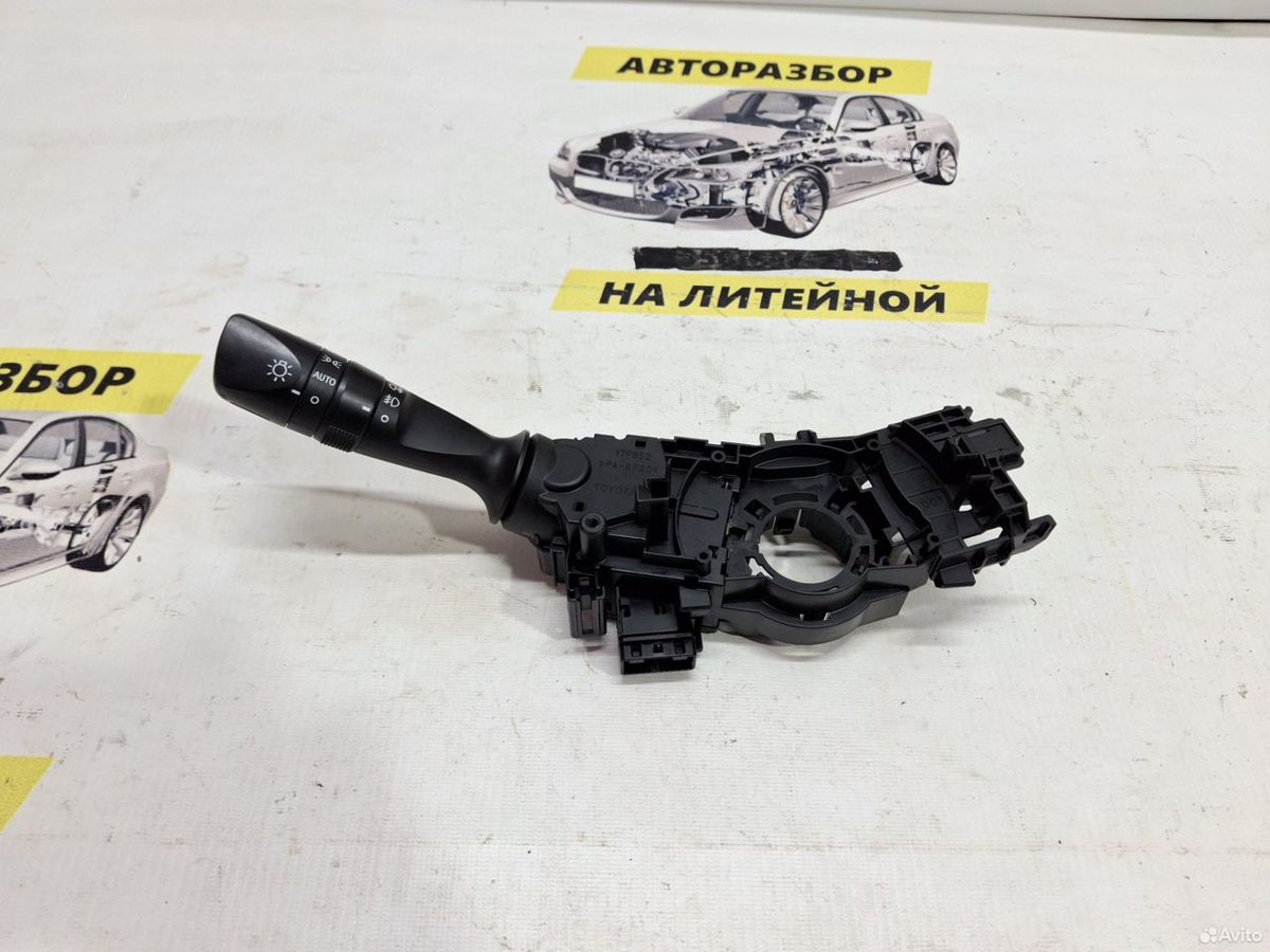 Переключатель света фар Toyota Camry XV55