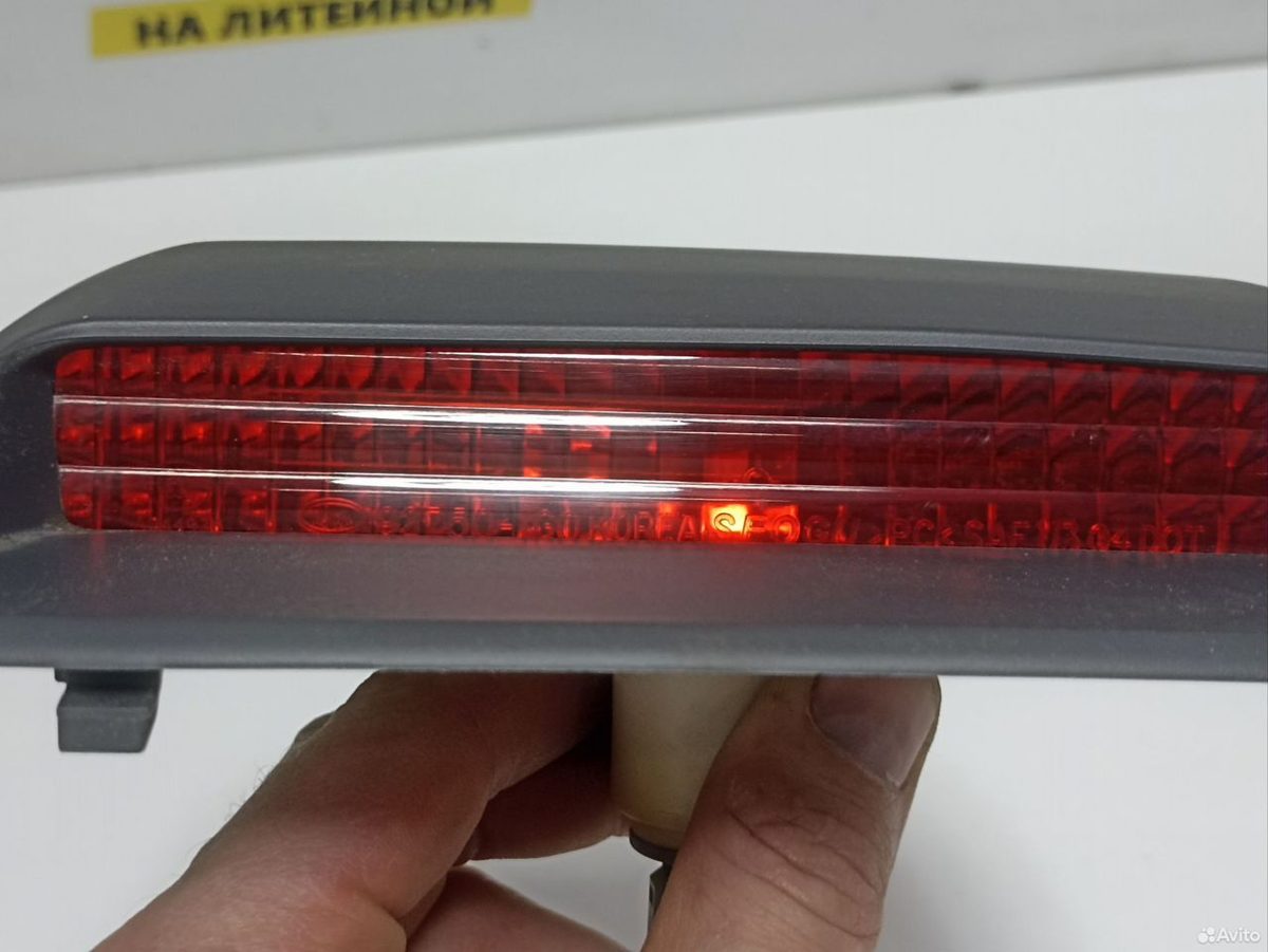 Стоп сигнал Kia Rio 2 седан — фото 3