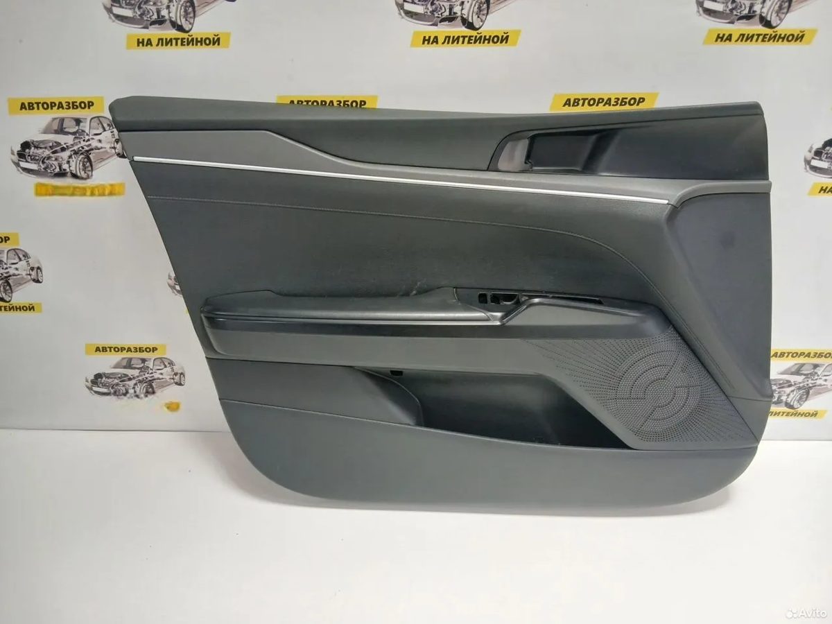 Обшивка двери передняя левая Kia K5 DL3 2020