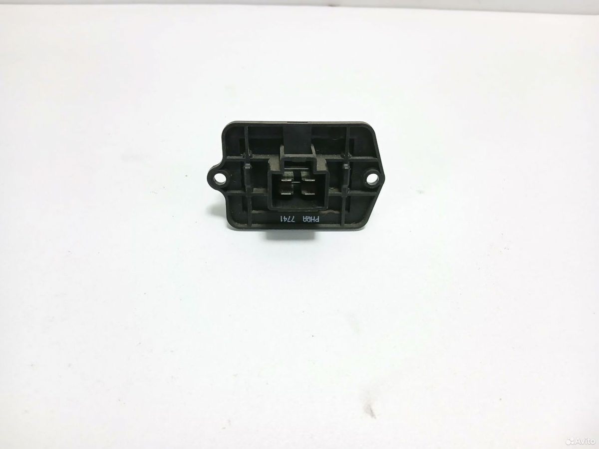 Резистор печки Kia K5 DL3 2020