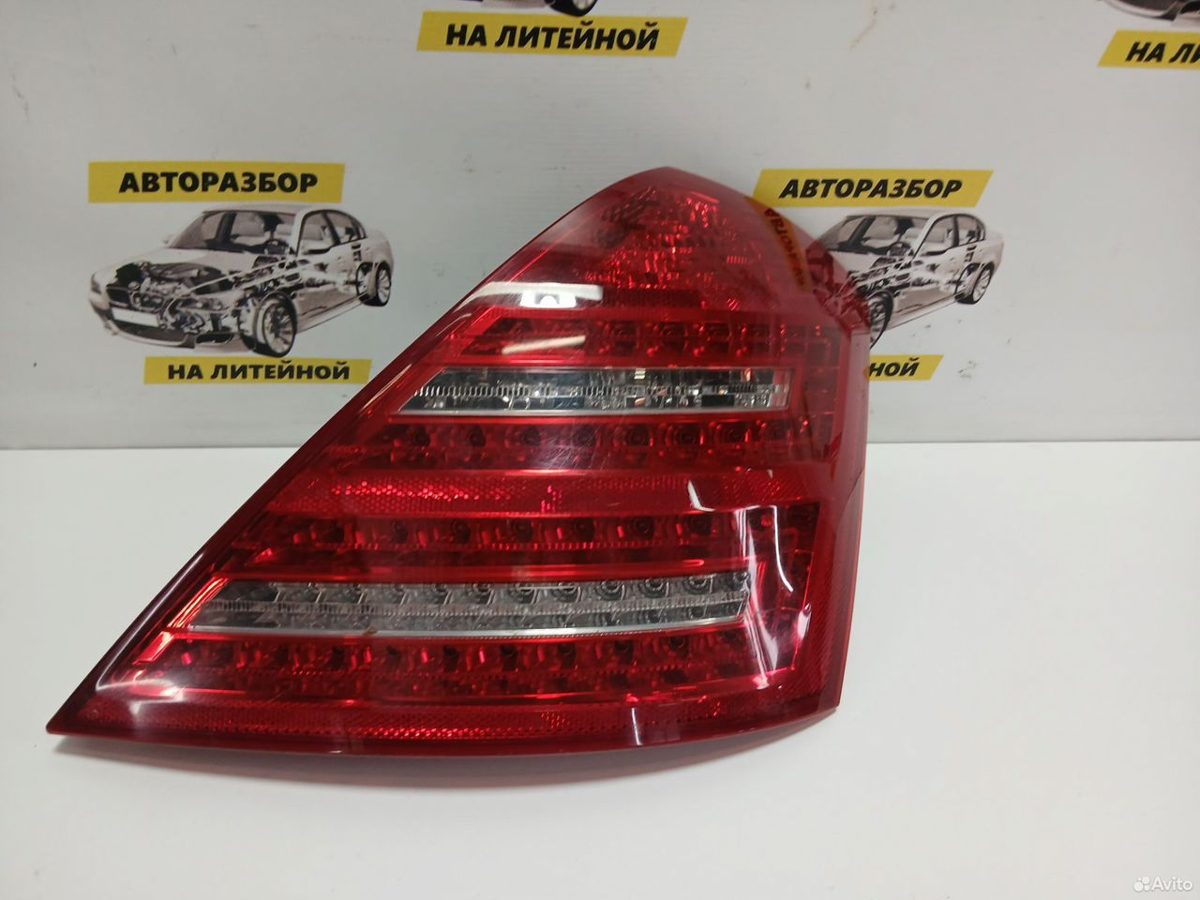 Фонарь задний правый LED Mercedes-Benz W221