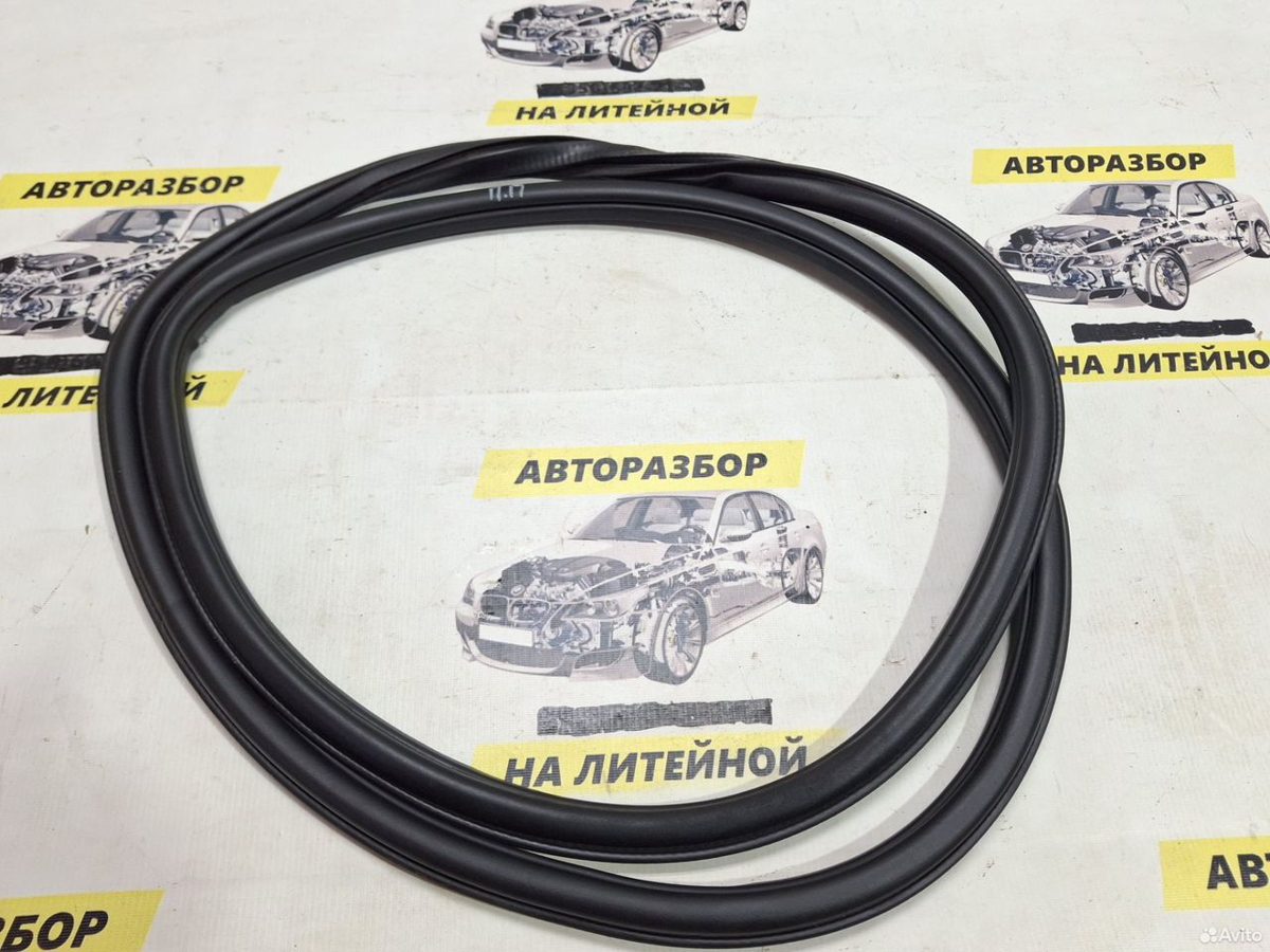 Уплотнитель проёма двери правый Volkswagen Polo 5