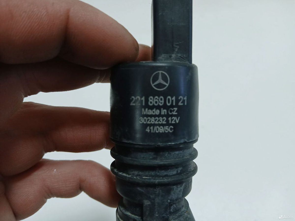 Насос омывателя стекла Mercedes-Benz W221 — фото 4