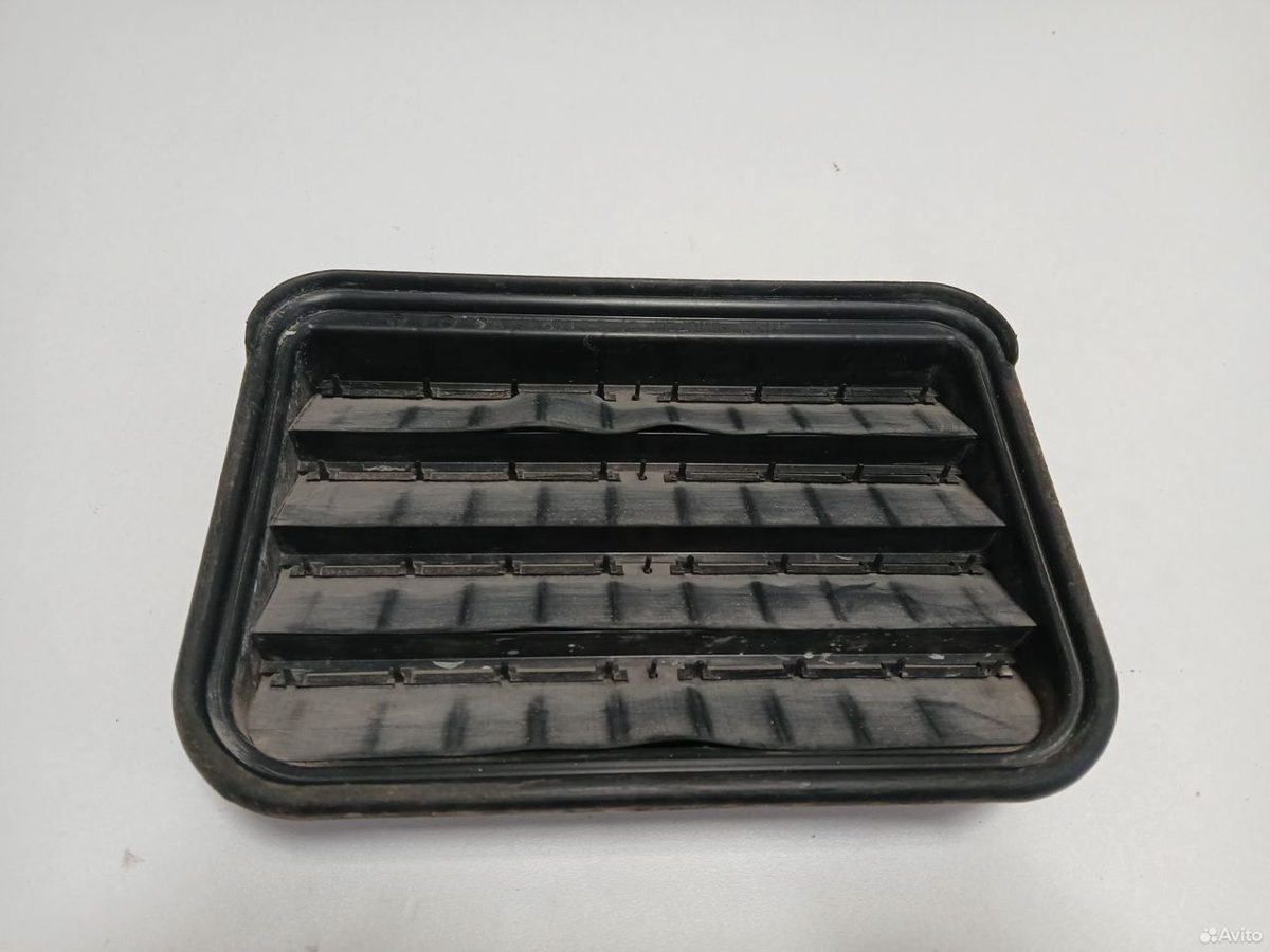 Клапан вентиляции багажника Mercedes-Benz W221