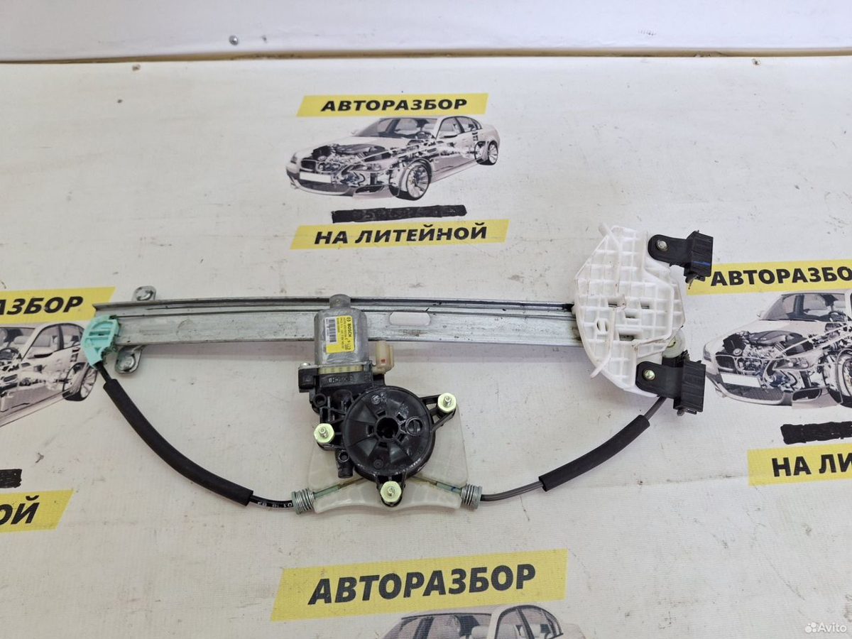 Стеклоподъёмник передний правый Kia Rio 4