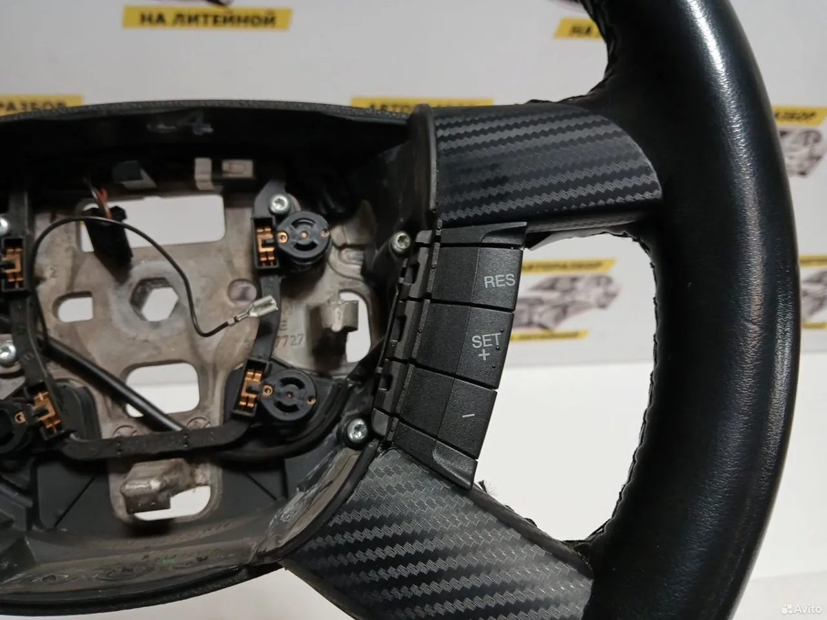 Рулевое колесо Ford Focus 2 — фото 3