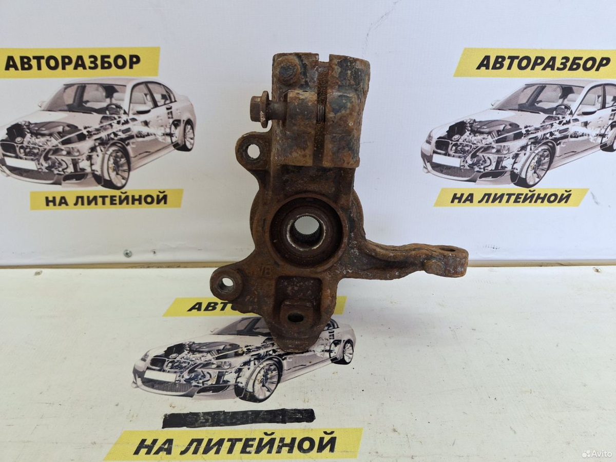 Кулак поворотный передний правый Ford Mondeo 4