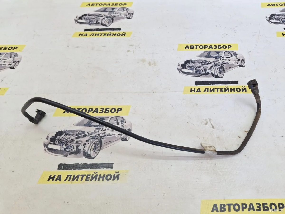 Трубка подачи топлива Opel Astra J — фото 4
