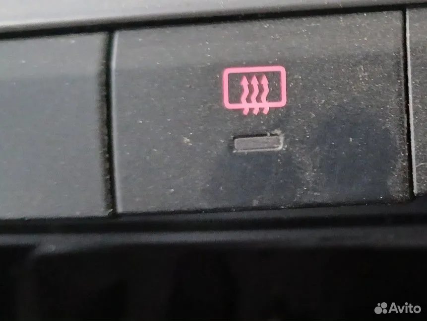 Кнопка обогрева стекла Volkswagen Polo 5 — фото 6