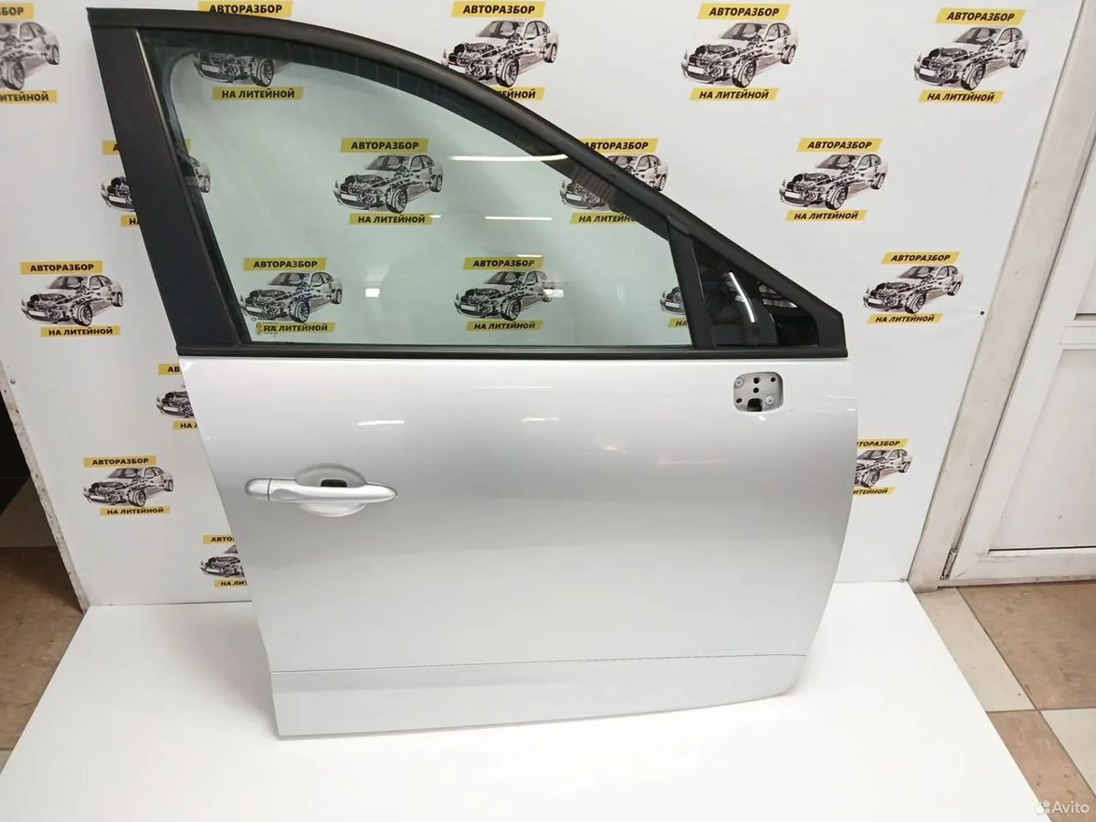 Дверь передняя правая Renault Grand Scenic 3