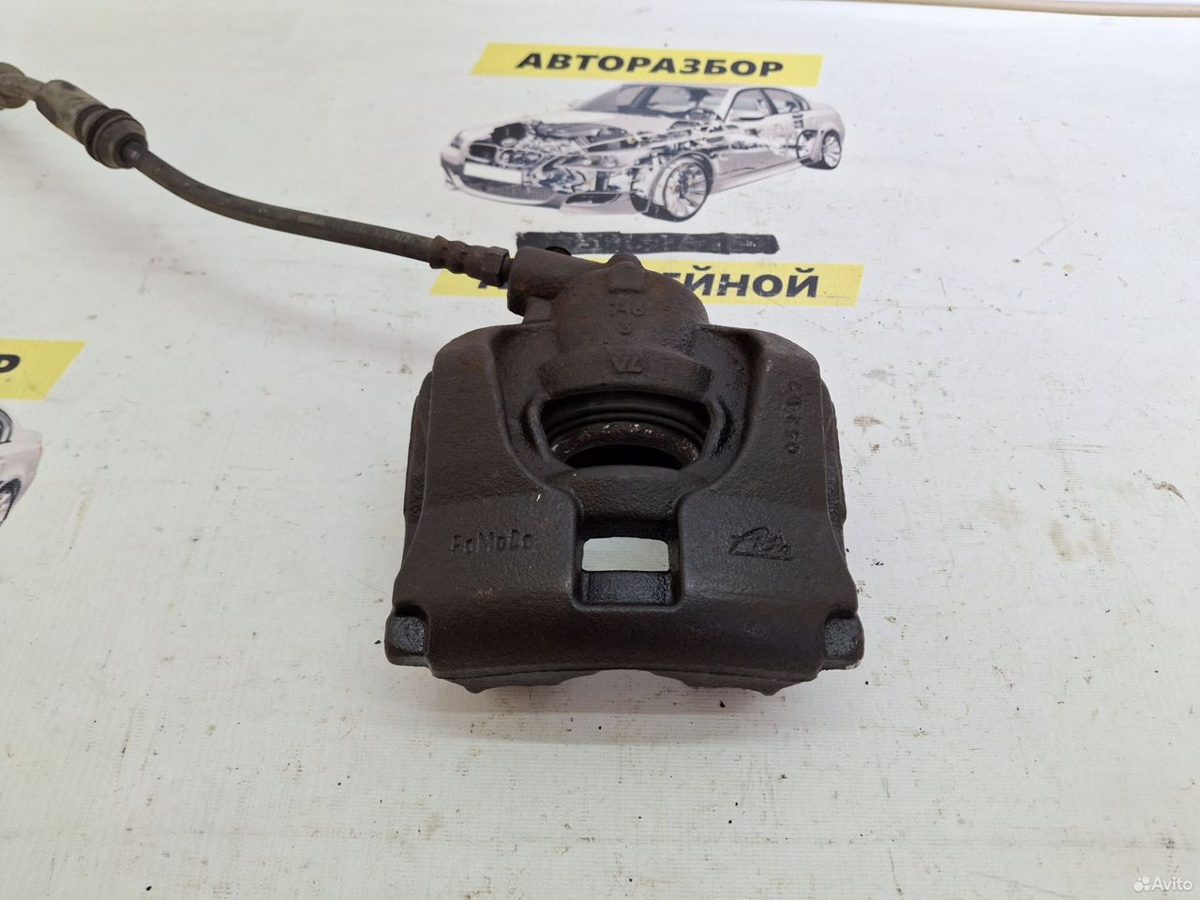 Суппорт передний правый Ford Mondeo 4