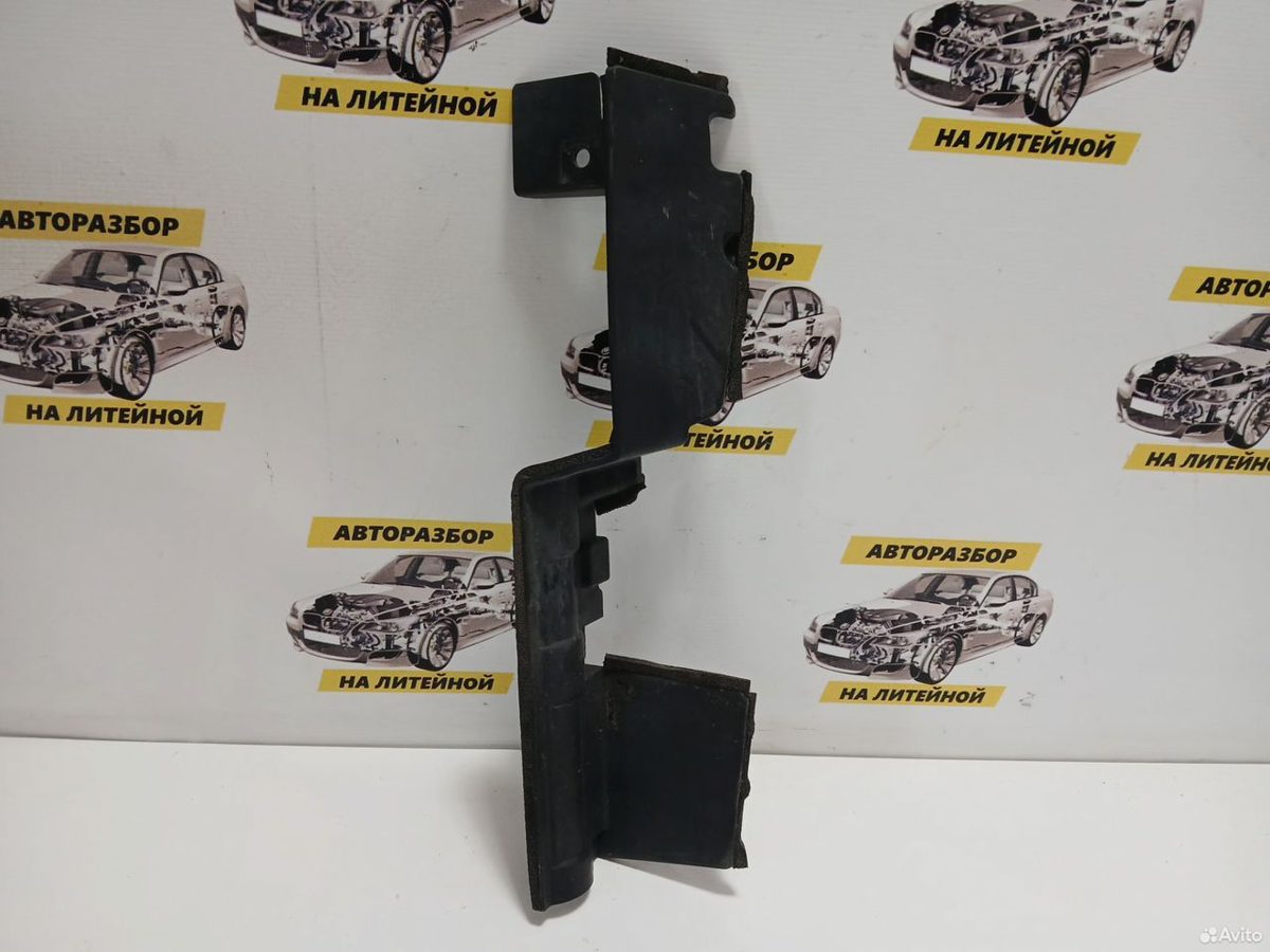 Заборник радиатора левый Haval Jolion