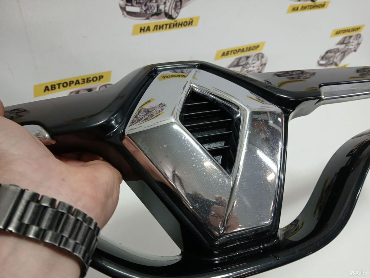 Решетка радиатора Renault Grand Scenic 3 — фото 4