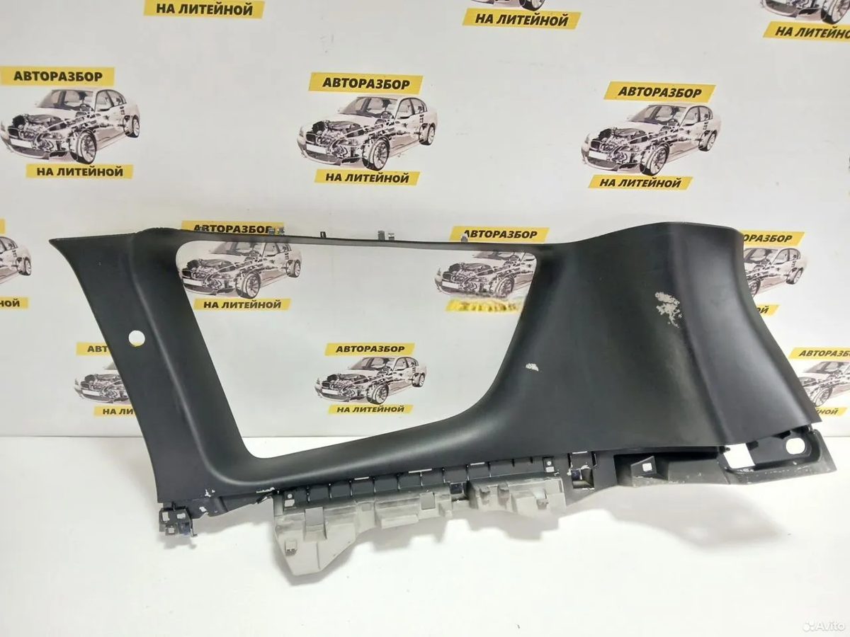 Обшивка багажника правая Renault Grand Scenic 3