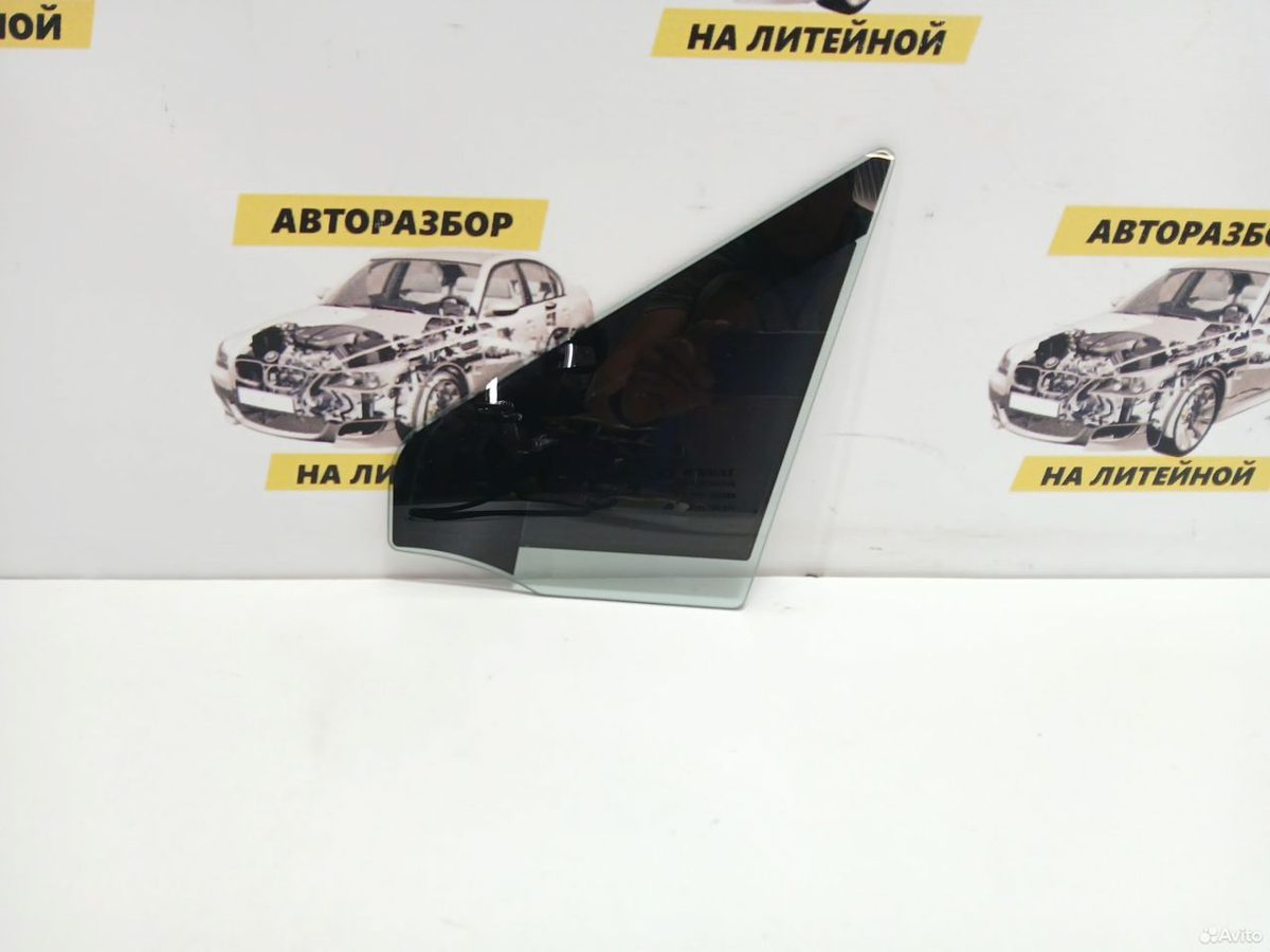 Форточка передняя левая Renault Grand Scenic 3