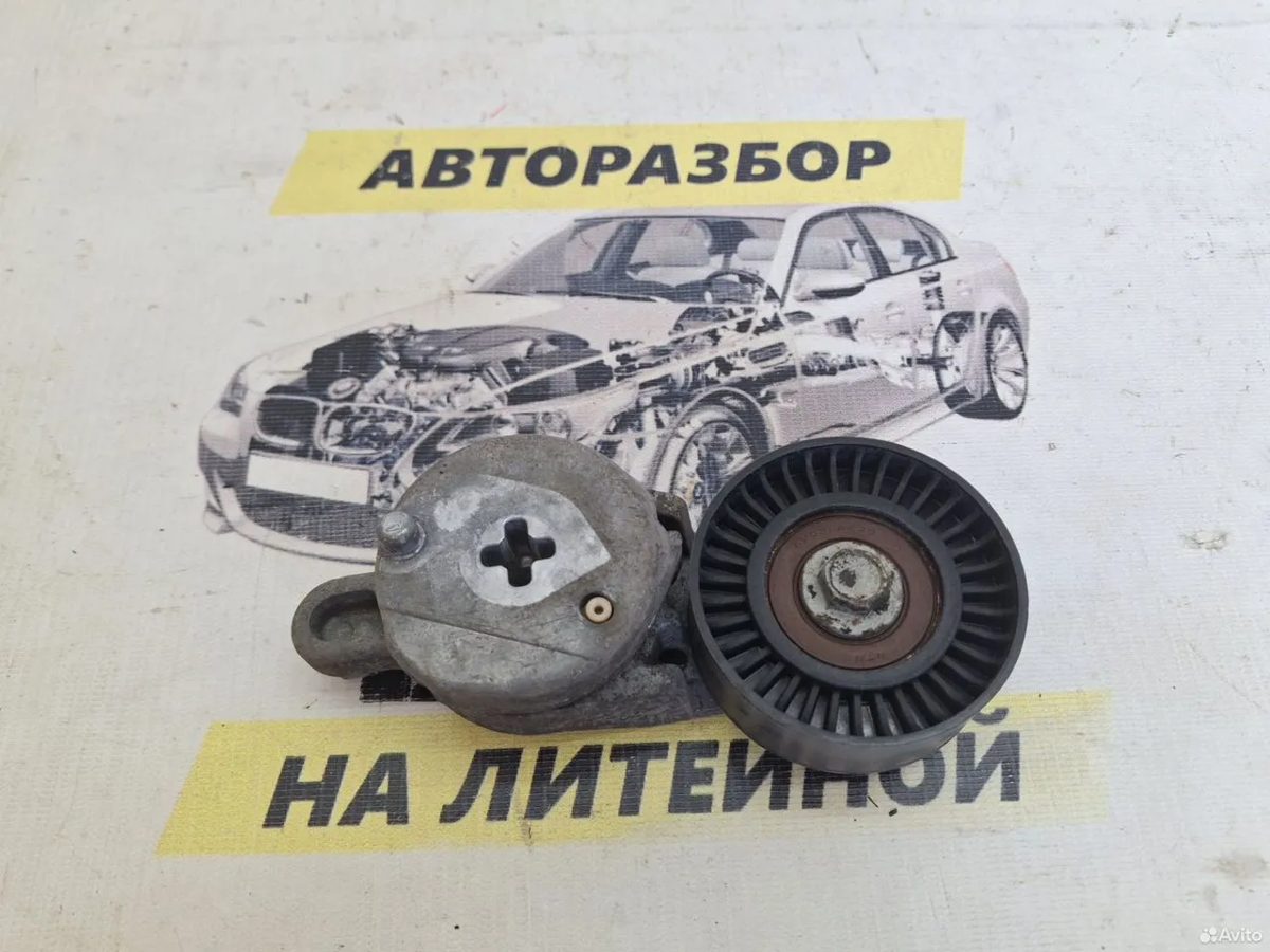 Натяжитель ремня Toyota Camry XV50
