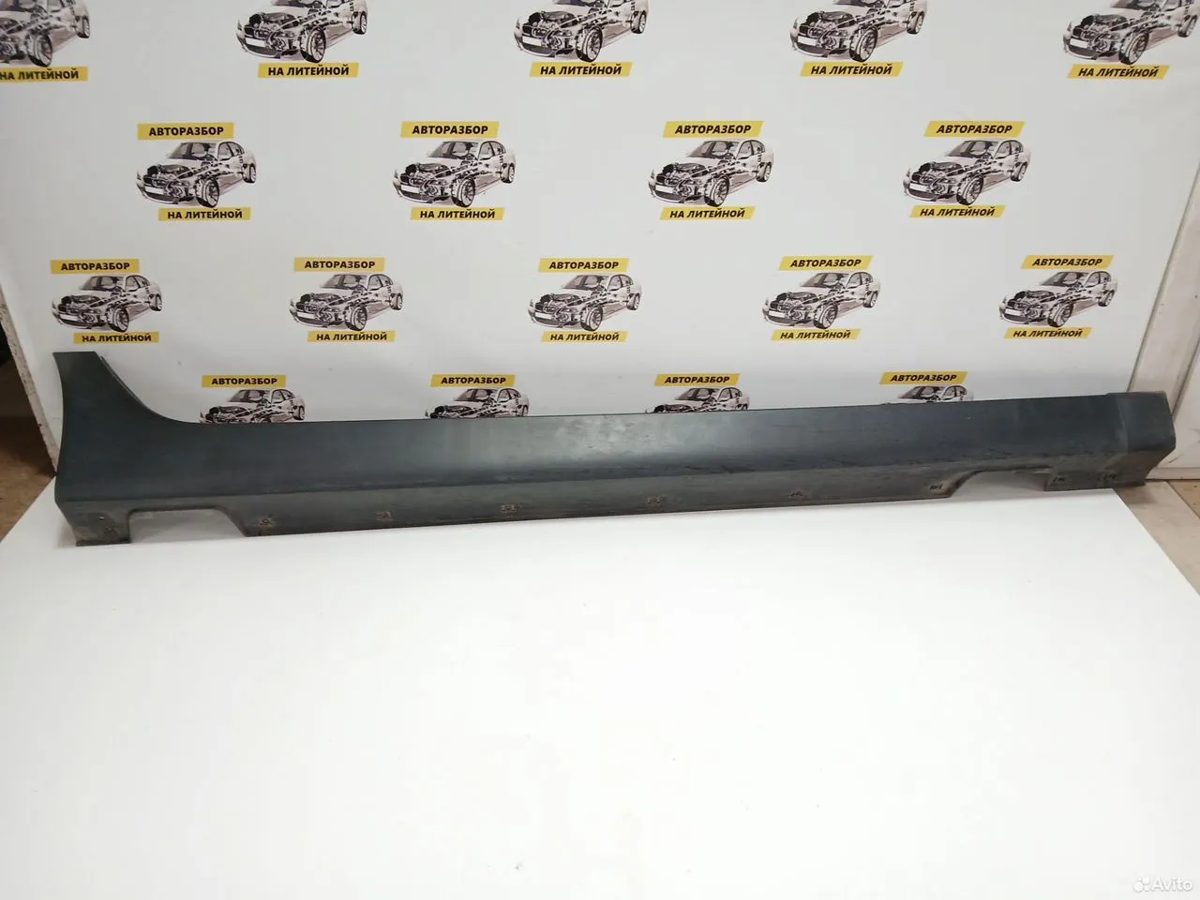 Накладка порога правая Hyundai IX35 2011