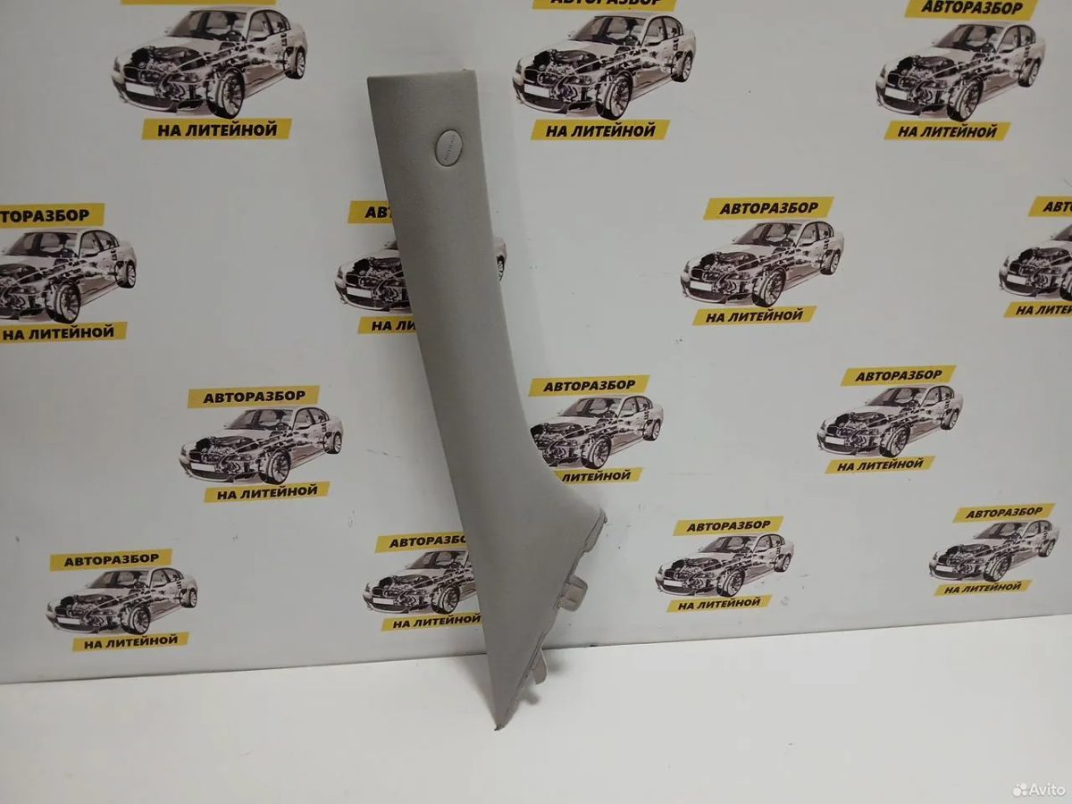 Обшивка стойки стекла правая Hyundai IX35 2011